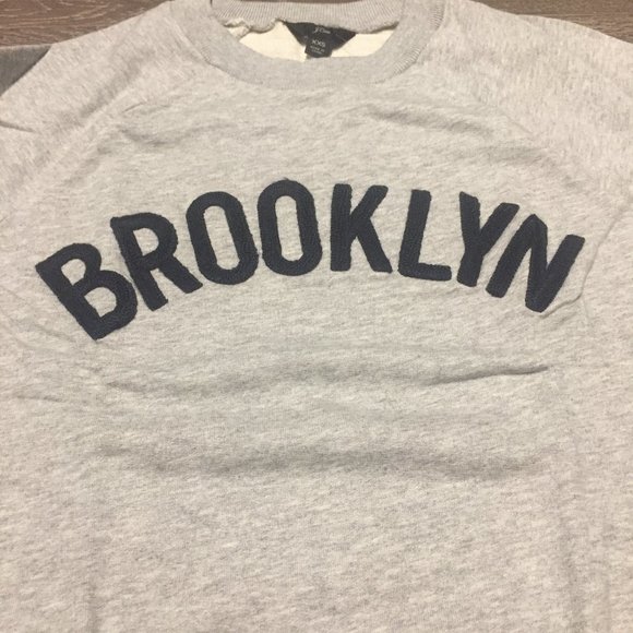 J.CREW Embroidered BROOKLYN sweatshirt - NWT - Picture 2 of 4